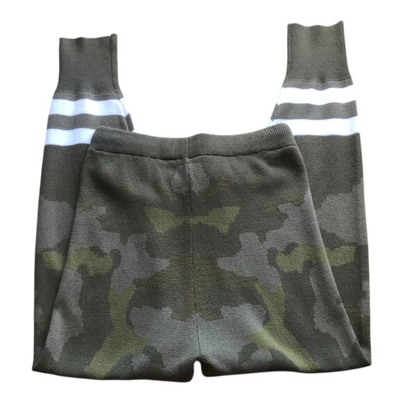 Hem & Thread Camo Knit Jogger Pants Green Drawstring Lounge Womens Size Small - Picture 5 of 15